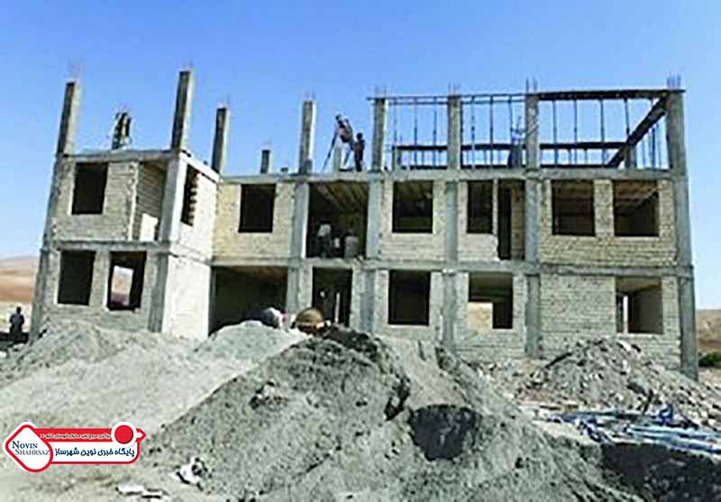 کلنگ احداث ۵۵۰ واحد مسکن محرومان در شهرستان مراوه تپه به زمین زده شد
