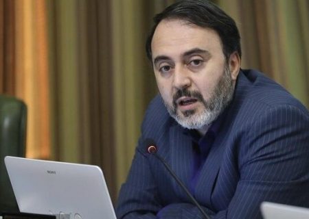 لزوم تعیین تکلیف ساختمان «بلدیه» در میدان امام خمینی(ره)