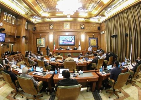 انتقاد اعضای شورای شهر تهران به میزان درآمد مازاد شهرداری تهران در سال ۱۴۰۱