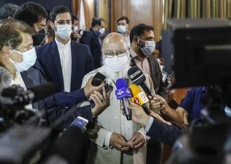 برگزاری جلسه مشترک اساتید دانشگاه، شهردار تهران و اعضای شورا برای بررسی ایمنی ساختمان‌ها