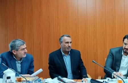 بافت اطراف حرم‌های مطهر در شیراز از شرایط فعلی خارج شود
