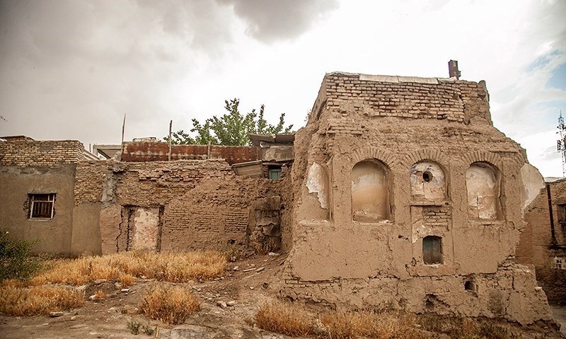 نوسازی در بافتهای فرسوده انجام شود/ هر خانه فرسوده توانایی تبدیل به ۵ واحد دارد
