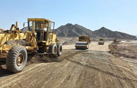 تلاش برای افتتاح ۲۰ کیلومتر بزرگراه در محور زاهدان- بیرجند
